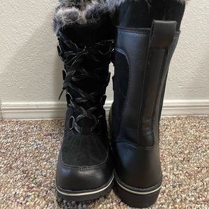 Universal Thread women’s snow boots